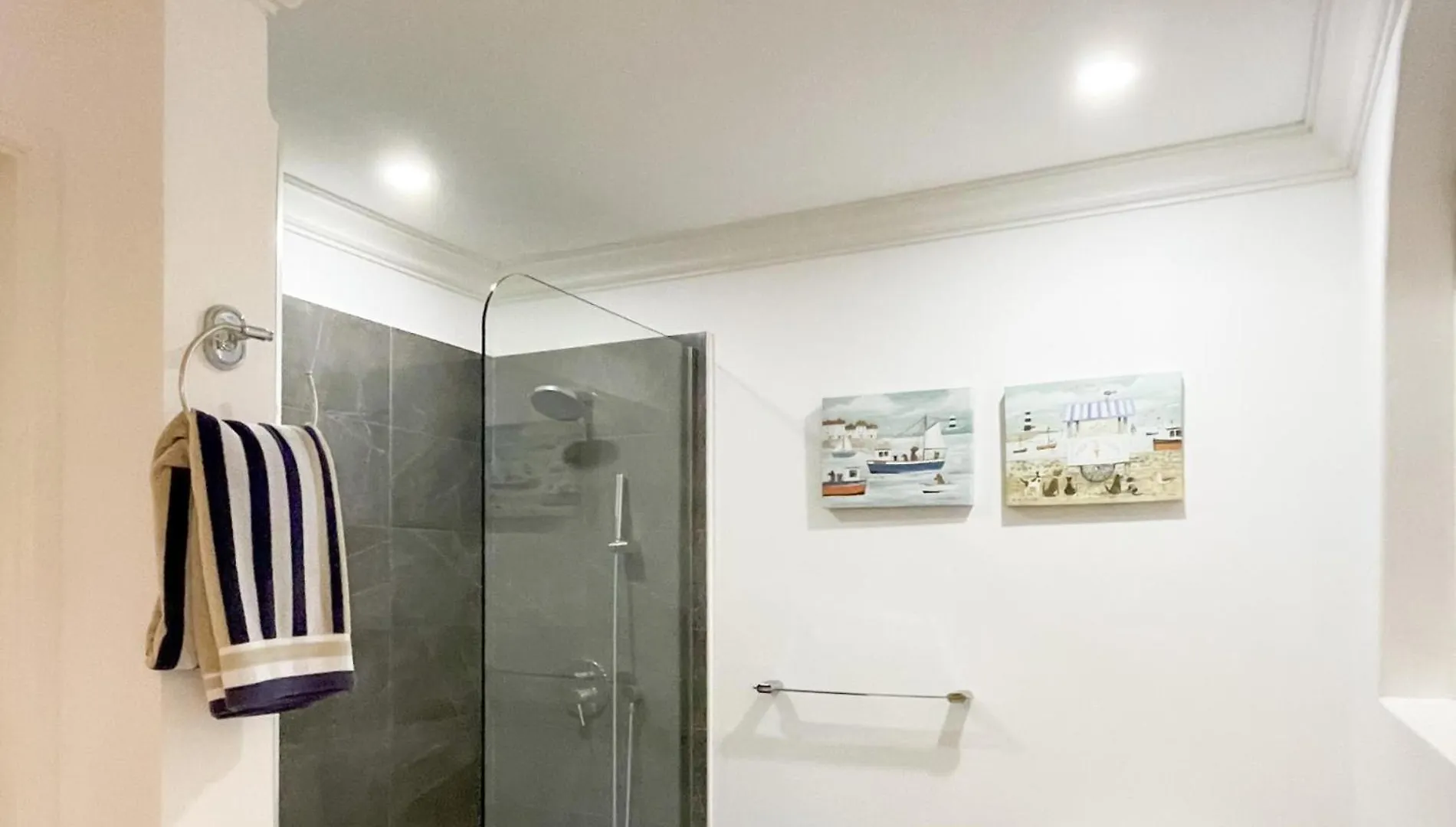 סנט ג'יימס Cassia Heights 29 Royal Westmoreland 0*, סנט ג'יימס